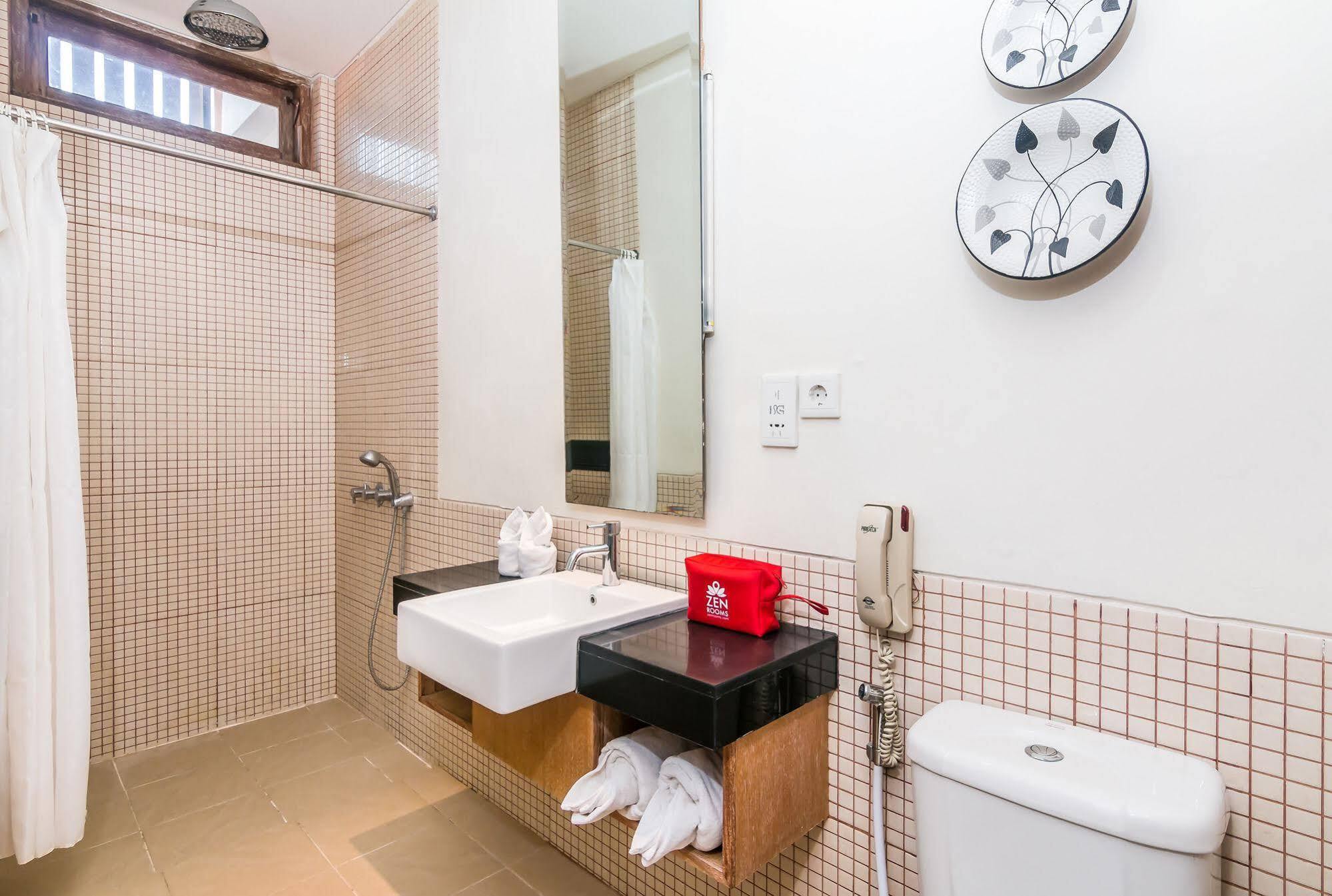 Zen Rooms Badung Nyangnyang Sari Kuta Lombok Εξωτερικό φωτογραφία